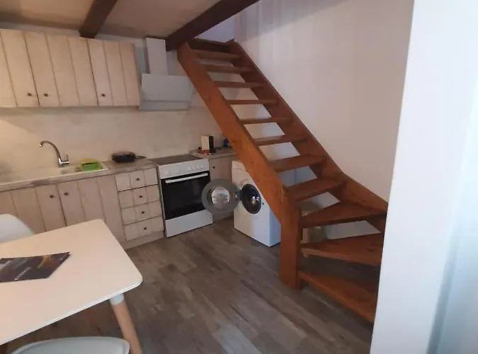 κυθνοσ Larerooms * Mérichas